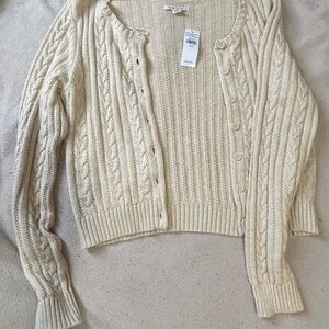 NWT American Eagle Outfitters Cream Cable Knit Cardigan